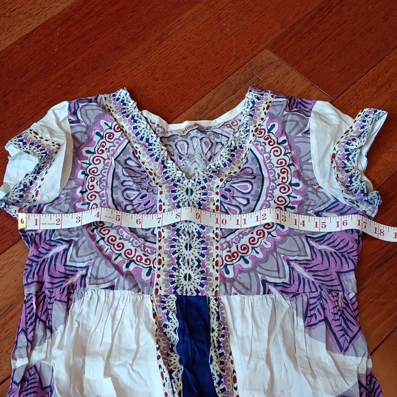Patterned Tunic - Picture 9 of 9